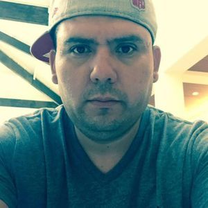 Meet your Posher, Javier
